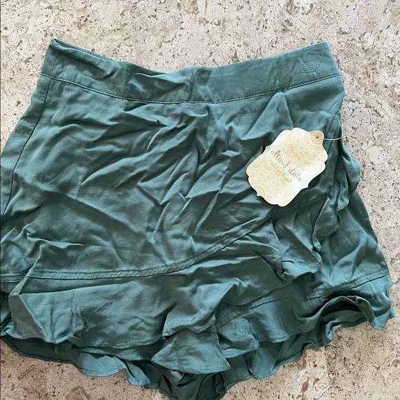 Altar’d State Quinn skort Sage NWT - Picture 2 of 4